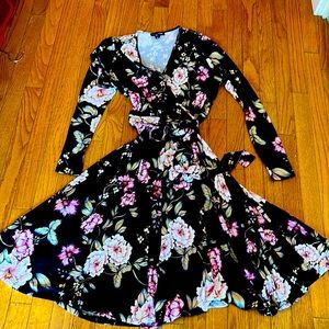 YUMI KIM floral wrap dress. M. Falls just below knee